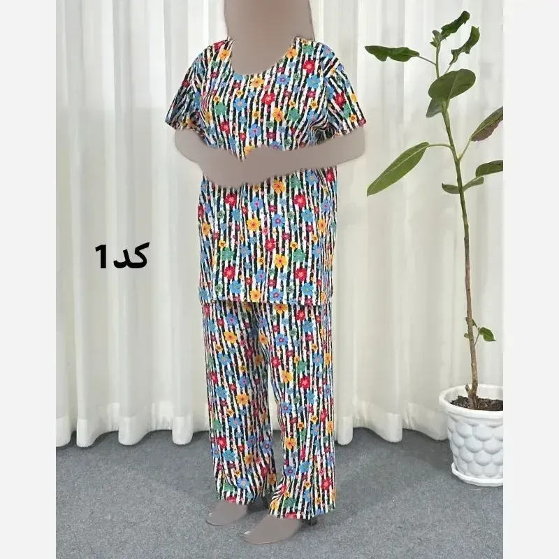 ست بلوز و شلوار نخی زنانه طرح گل فری سایز مناسب سایز 38 تا 48 - تصویر 4